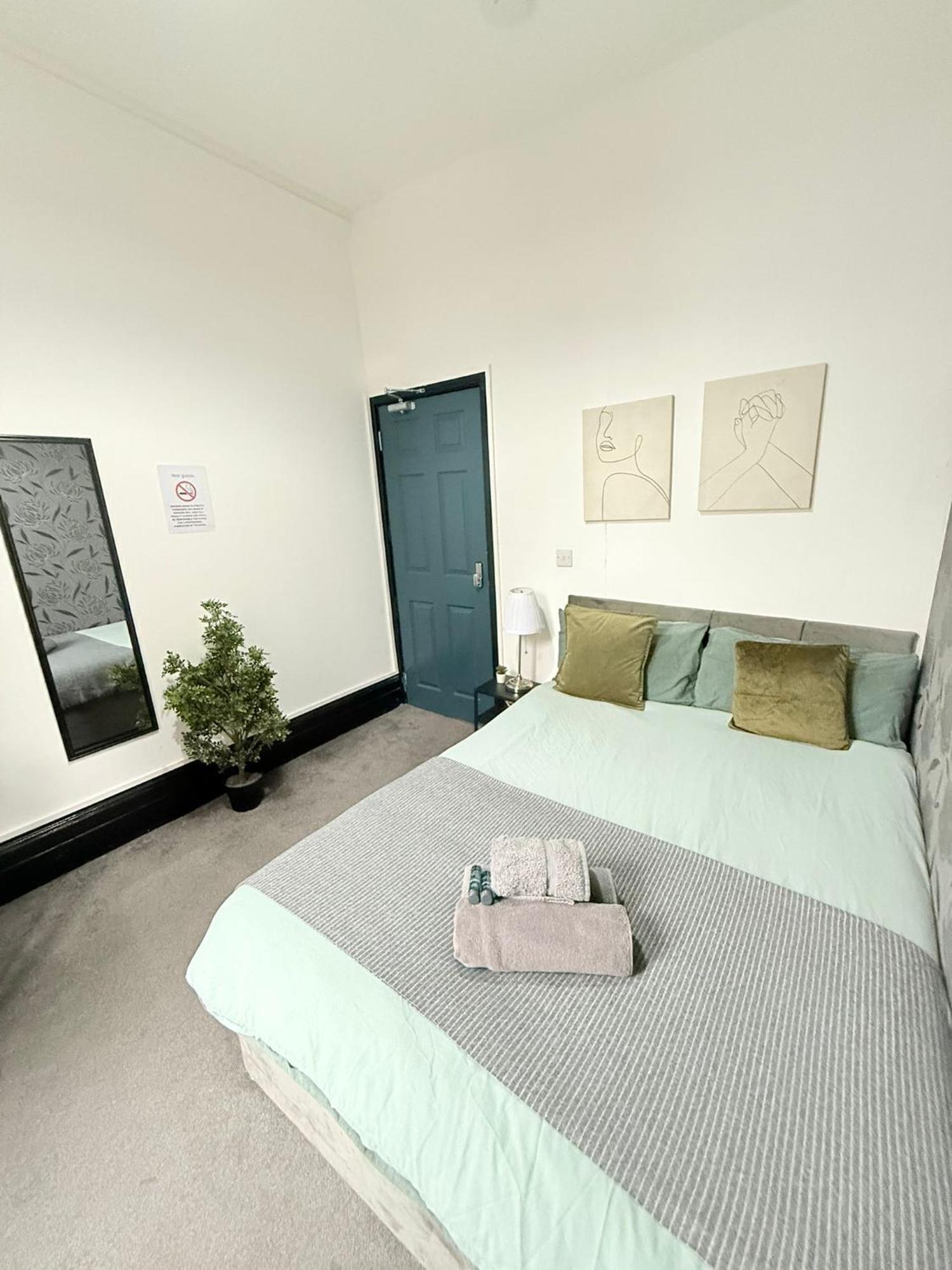 10 Minutes To Central London Vaux 外观 照片